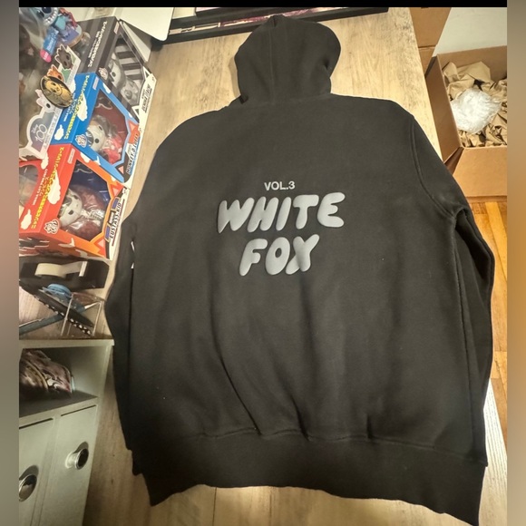 White Fox black hoodie - Picture 5 of 5